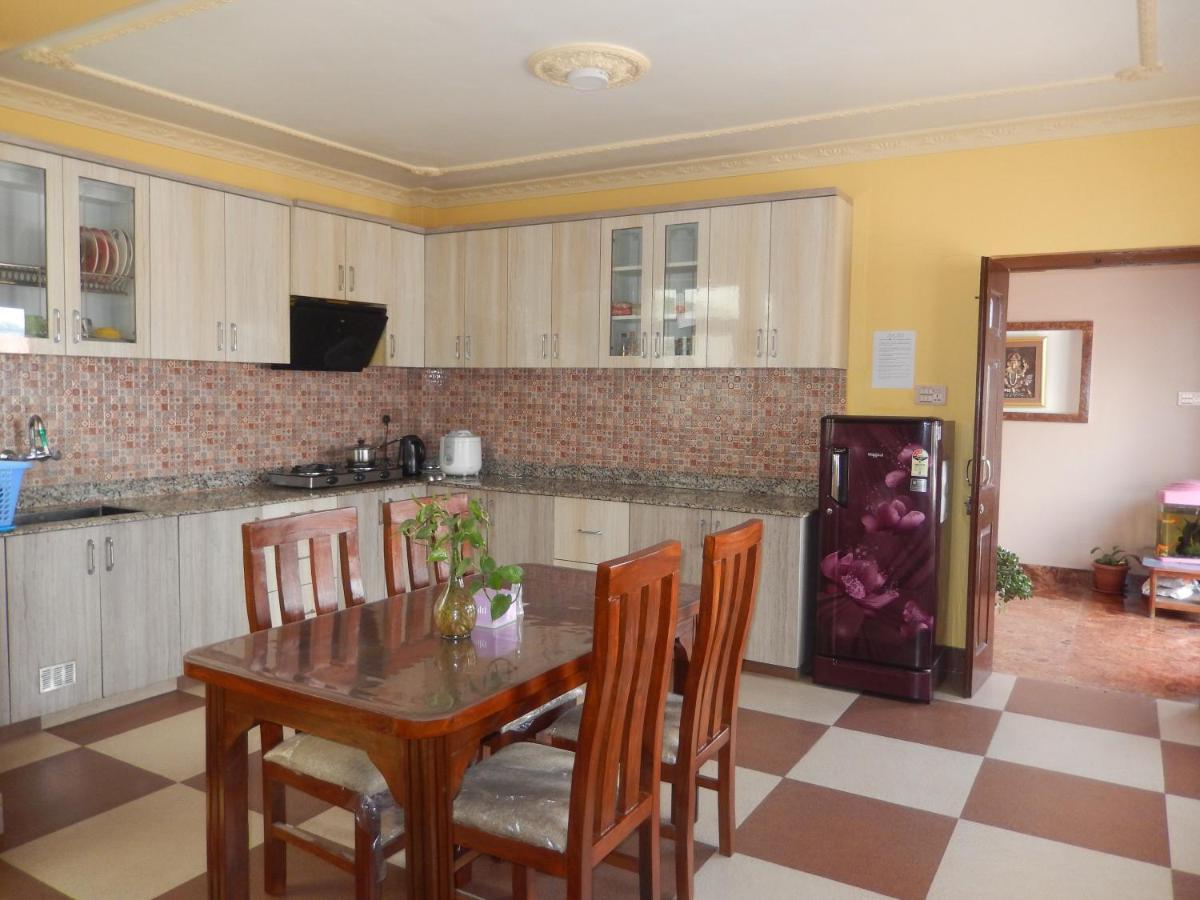 Shine Homestay Famille Francophone - Shine Home And Apartment Káthmándú Exteriér fotografie